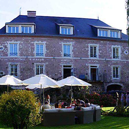 Logis - Auberge De L'Abbaye Thiron-Gardais Exteriér fotografie